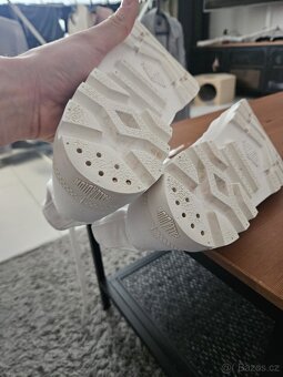 Bílé pánské high tenisky / plátěnky Palladium vel. 46 - 3