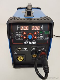 Nová multifunkční synergická svářečka Sherman MIG 200HD - 3
