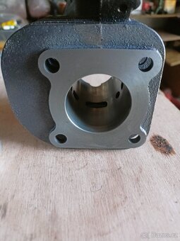 Válec+ píst na 2T motor 50 CCM - 3