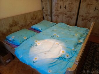 Nábytek po babičce. 60 léta. - 3