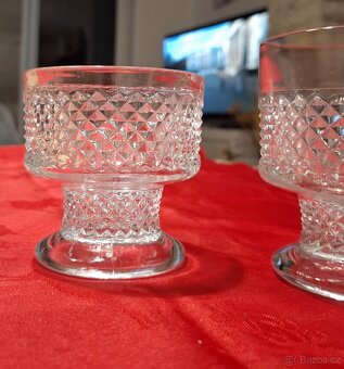 Poháry na zmrzlinu - 3