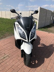 Kymco Downtown 125i - 3