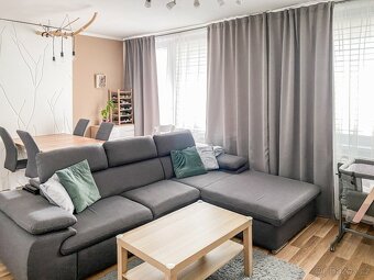 Prodej bytu 3+1 69 m² Zahradní, Bohušovice nad Ohří - 3