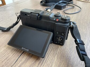 Olympus Stylus XZ-2 - 3