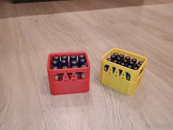 Krabička (kastlíku) na baterie AA i AAA - 3