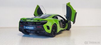 McLaren 675LT Autoart - 3