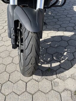 Benelli TRK 502 - 3