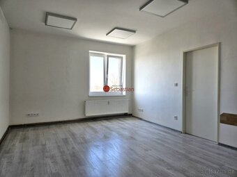 Pronájem bytu 4+kk v ulici Dělnická 395, Jičín - 3