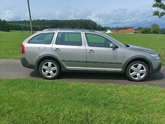Škoda Octavia Scout 1.8 TSI - 3