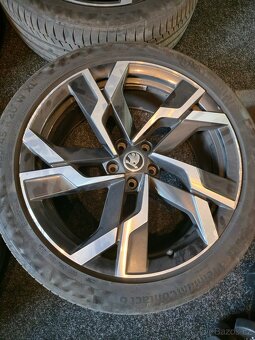 Prodám alu 5x112 R20 Sagitarius s pneu 235/45/20 Michelin - 3