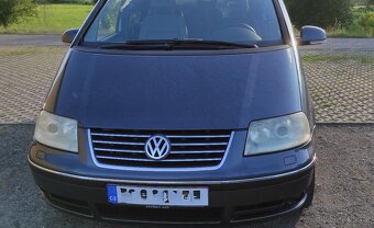 VW Sharan 103kW 2006 pronájem - 3