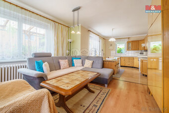 Prodej rodinného domu, 226 m², Žlutice, ul. Poděbradova - 3