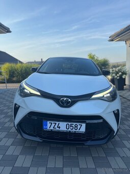 TOYOTA C-HR GR Sport 2.0 Hybrid 2022 - 3