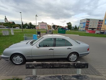 Mercedes w210 e240 nová stk - 3