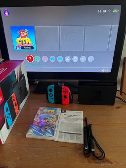 Nintendo Switch komplet + Crash Team Racing - 3