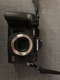 Olympus OM-D E-M1 Mark III - 3