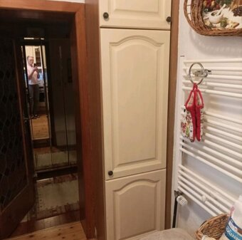Krémová venkovská kuchyně se spotřebiči,5360 - 3