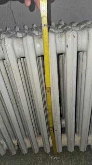 Prodám 6 ks úzkých litinových radiátorů - 3