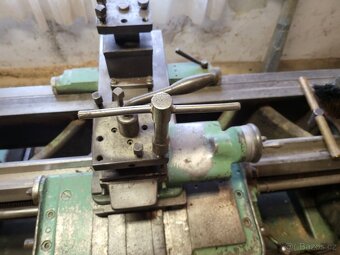 Soustruh TOS SV18 - 3