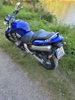 HONDA CB900F Hornet - 3