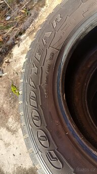 Letní pneu 215/65/15C - 3