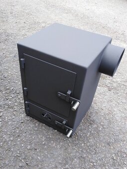 Dřevěná zahradní udírna s externím topeništěm - 3