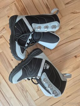 Snowboardove boty 35 - 3