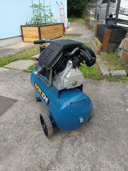 Olejový kompresor Workzone, 2-válcový, 50L, 10 bar, - 3