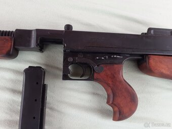 Samopal Thompson 1928 - 3