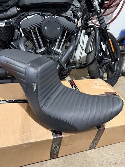 Sedačka Le Pera na Harley Davidson - 3