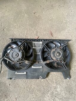 Audi 80 B4 1,9 TDI Sahara ventilátory větráky chlazení motor - 3