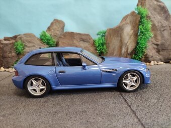 prodám model 1:18 BMW Z3 M coupe - 3