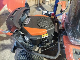 Rider Husqvarna R 216T AWD - 3