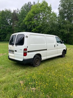 Toyota Hiace - 3