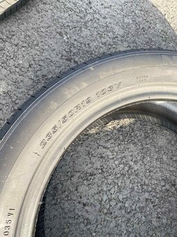 Letní pneu 235/50/19 - 3
