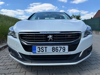PEUGEOT 508 2.0HDi 133kw model 2017 bílá perleť - 3