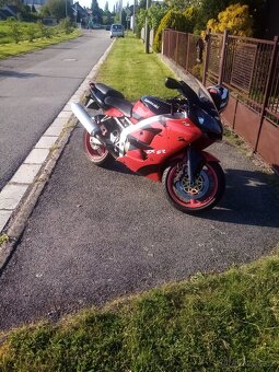 Kawasaki Ninja zx6r - 3