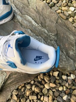 Jordan 4 military blue - 3