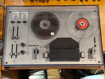 Magnetofon Tesla B100 s mikrofonem a reprobedynkama - 3