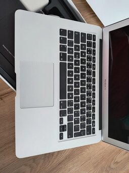 Macbook Air 2017 jako nový - 3