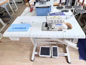 Průmyslový 4 nitný overlock Juki MO-6714DA - 3