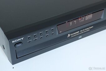 Sony CDP-CE375 - 3