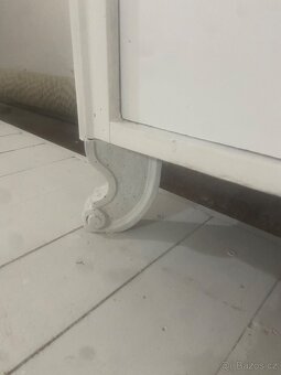 Historická repasovaná komoda s nádstavcem - 3