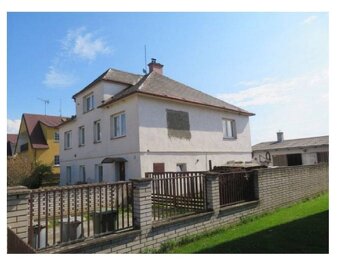 Rodinný dům , Třeština, ID 7842e 2711 - 3