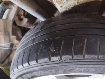 prodam sadu 4 letnich pneu vcetne alu 185/60/14 - 3