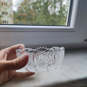 malá broušená miska - 3