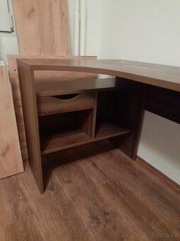 Psací / pracovní / studentský / výtvarný / umělecký stůl - 3