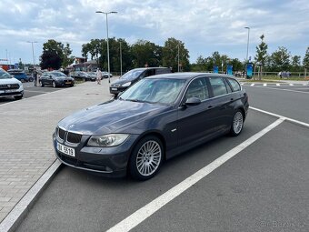 BMW 330D E91 170KW 2008 manuál - 3
