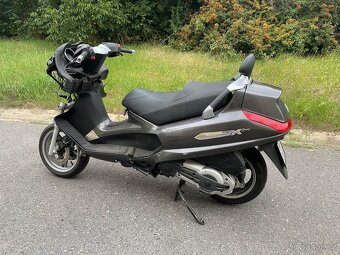 Dily Piaggio X-Evo - 3