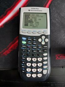 Texas Instruments TI 84+  Grafická Kalkulačka - 3